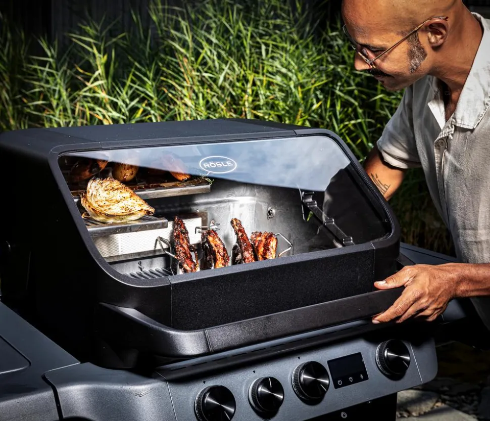 Rösle Gasgrill Blazeflame Master 3 50 mbar, ca. B141/H123/T69 cm