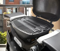 Weber Gasgrill Q1200N, ca. B105/H38/T44 cm