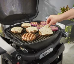 Weber Gasgrill Q1200N mit Stand, ca. B105/H99/T52 cm